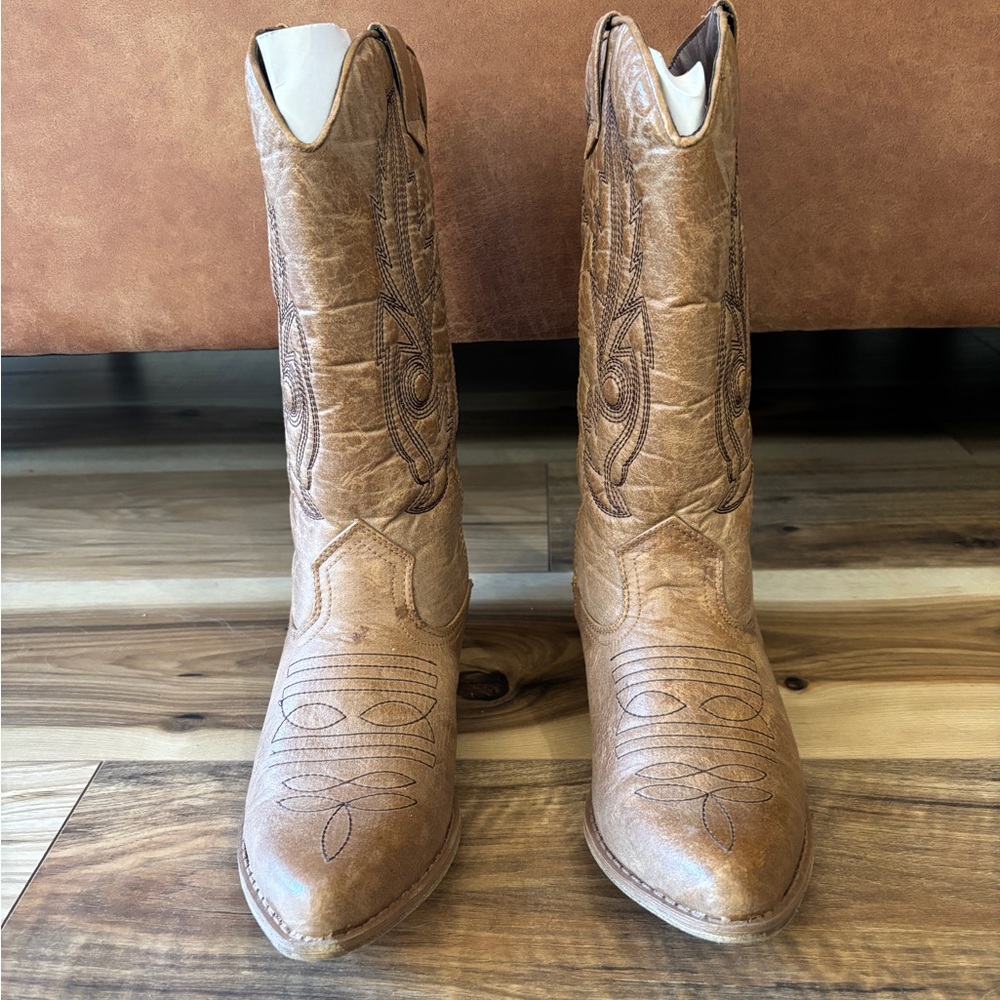 Coconuts by Matisse Tan Heeled Boots - Picture 2 of 10